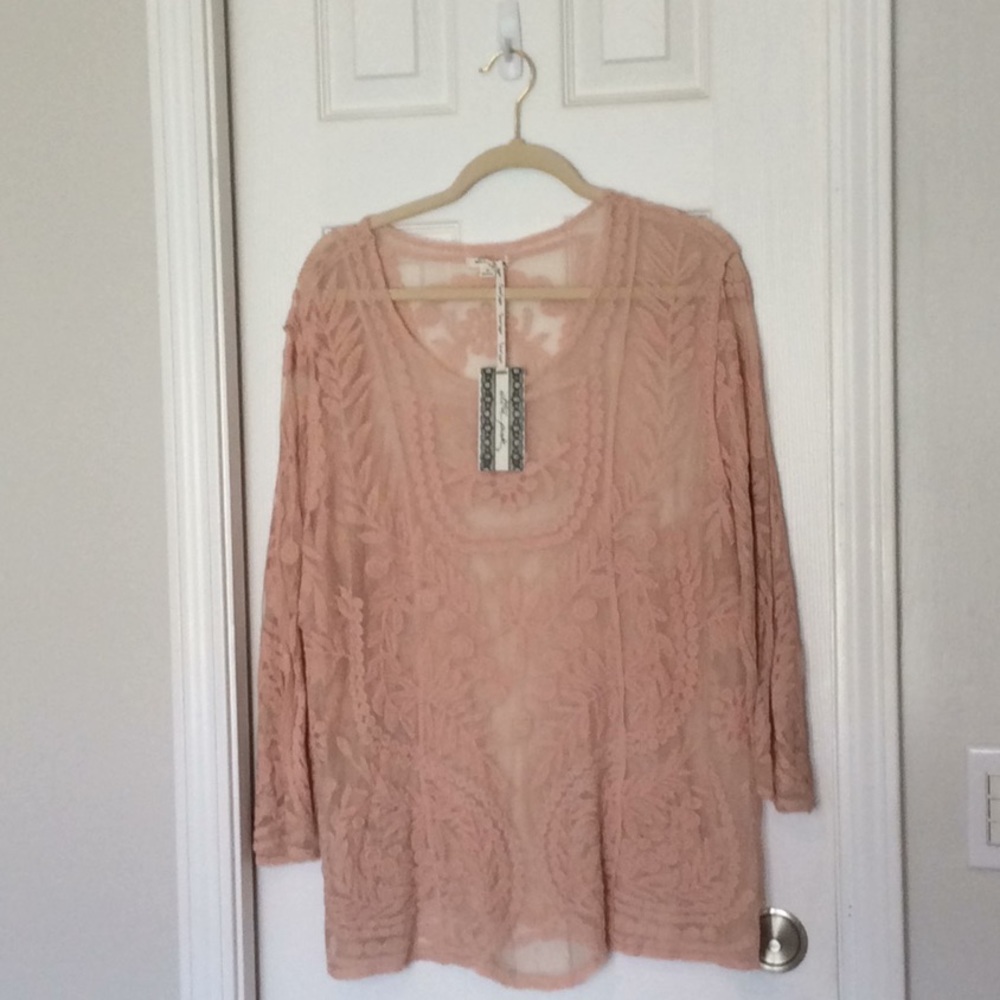 Ultra Pink lace shirt